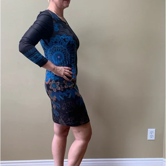 Med Tricotto dress - Picture 2 of 5